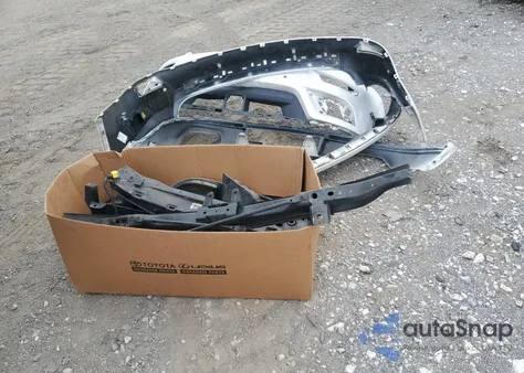 2019 Jeep Grand Cherokee Summit z USA, uszkodzony, nr VIN 1C4RJFJG5KC589941